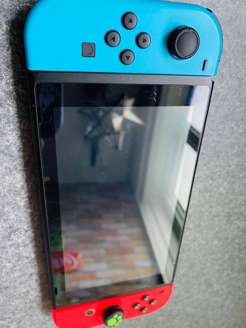 ニンテンドーswitch本体　無線コントローラー、ソフト2本付　動作確認済