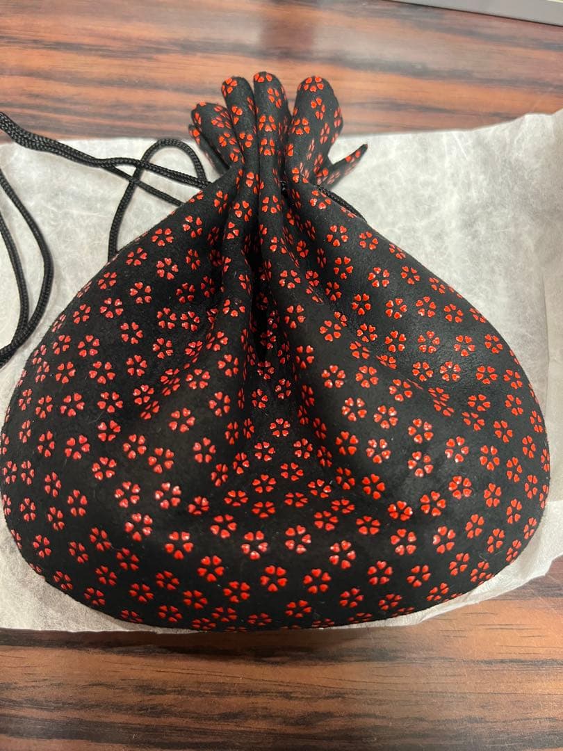 印傳屋　合切袋　未使用　巾着付き　印伝