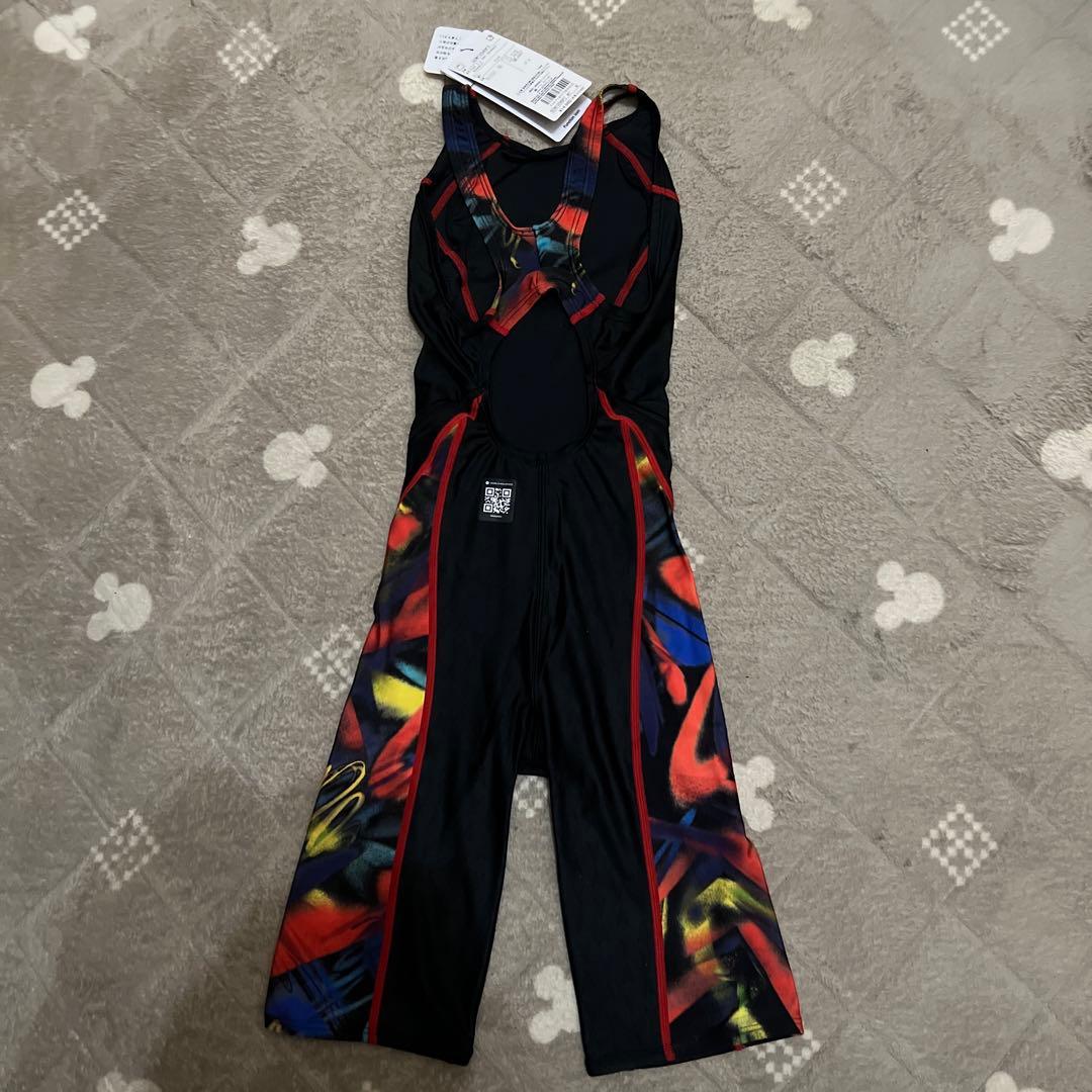 speedo スポーツ用水着 タイトフィット