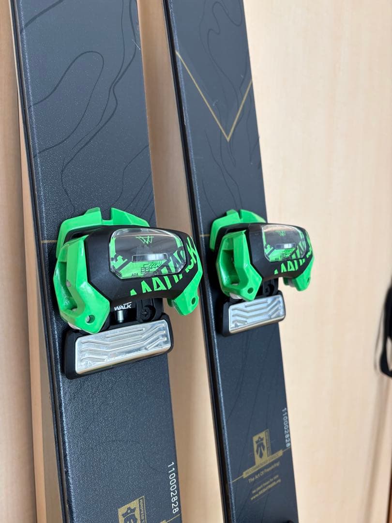 MAJESTY DIRTY BEAR PRO 166cm フリースキー　板