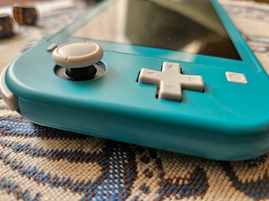 Nintendo Switch Lite ターコイズブルー 中古箱付き