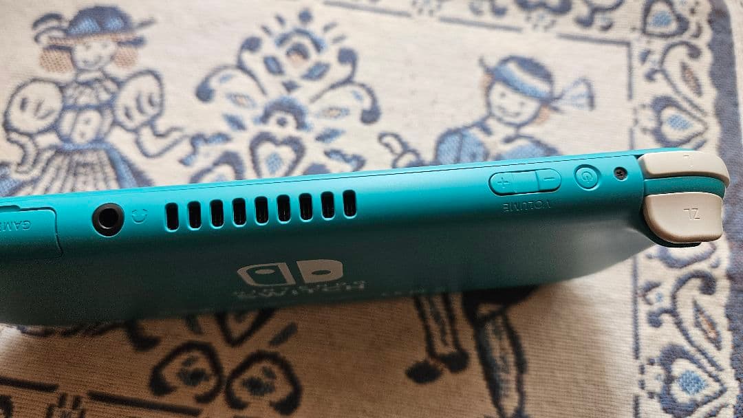 Nintendo Switch Lite ターコイズブルー 中古箱付き