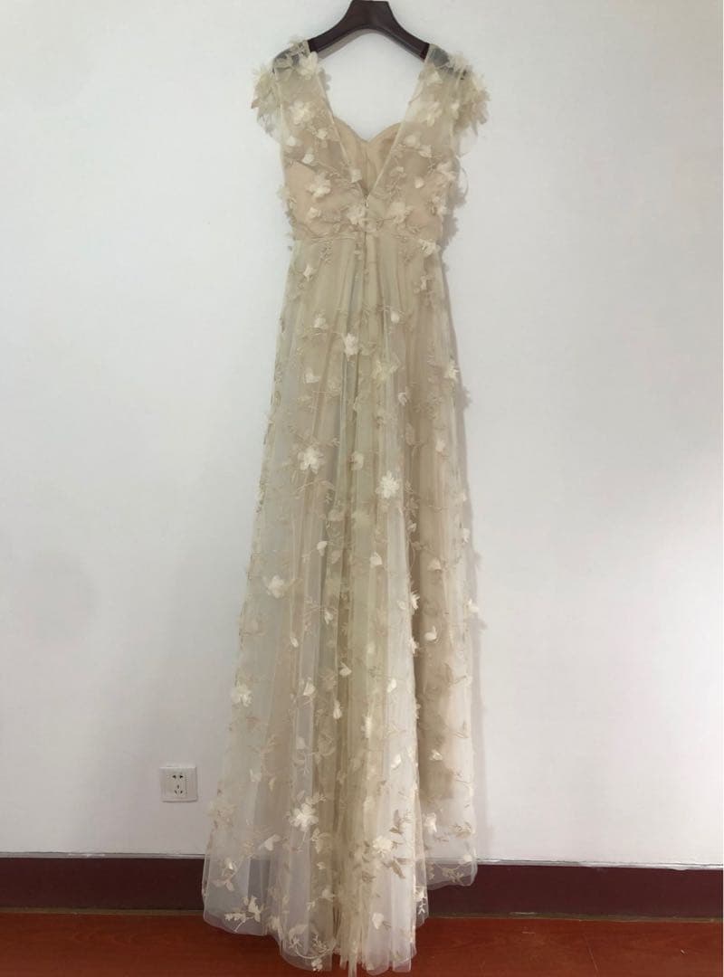 フラワーレース バックVドレス（W245）