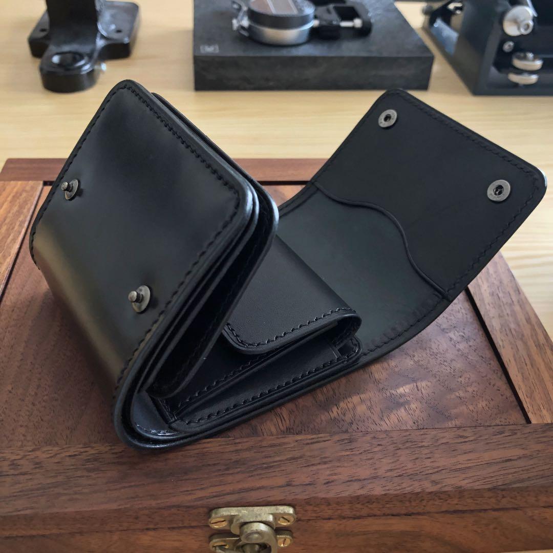 新喜皮革コードバン×サドルレザー 三つ折りミニウォレット 総手縫い ブラック
