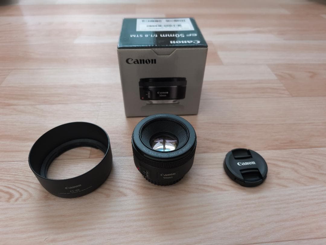Canon EF 50mm F1.8 STM 純正フード付き
