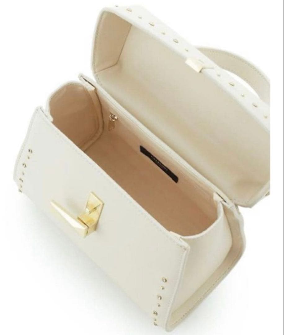 新品　セルフォード　バッグ　Ｍサイズ　アイボリー　ホワイト