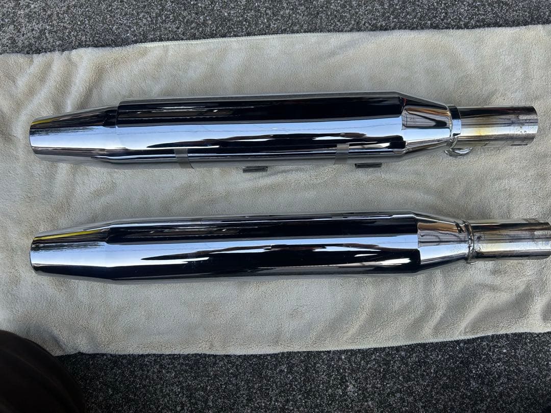 00〜06ハーレーソフティル用　デイトナテーパードスリップオンマフラー　JMCA