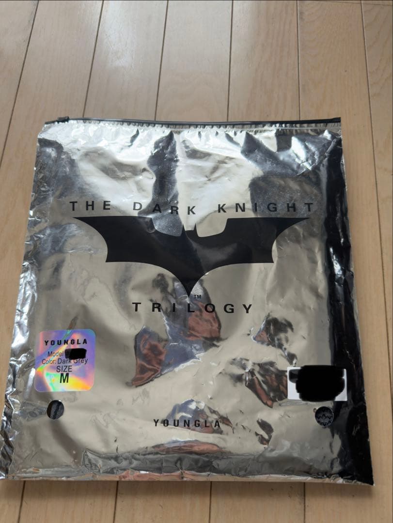 ま*と様  x Batman Dark Grey Size：M