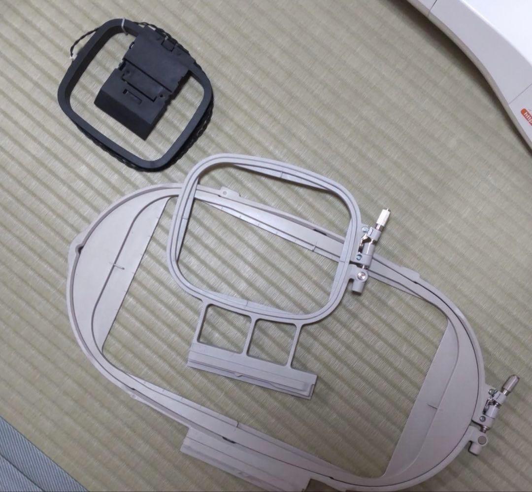 値下げ　brotherミシン ブラザーD300　EMS80 刺繍機付　ディズニー