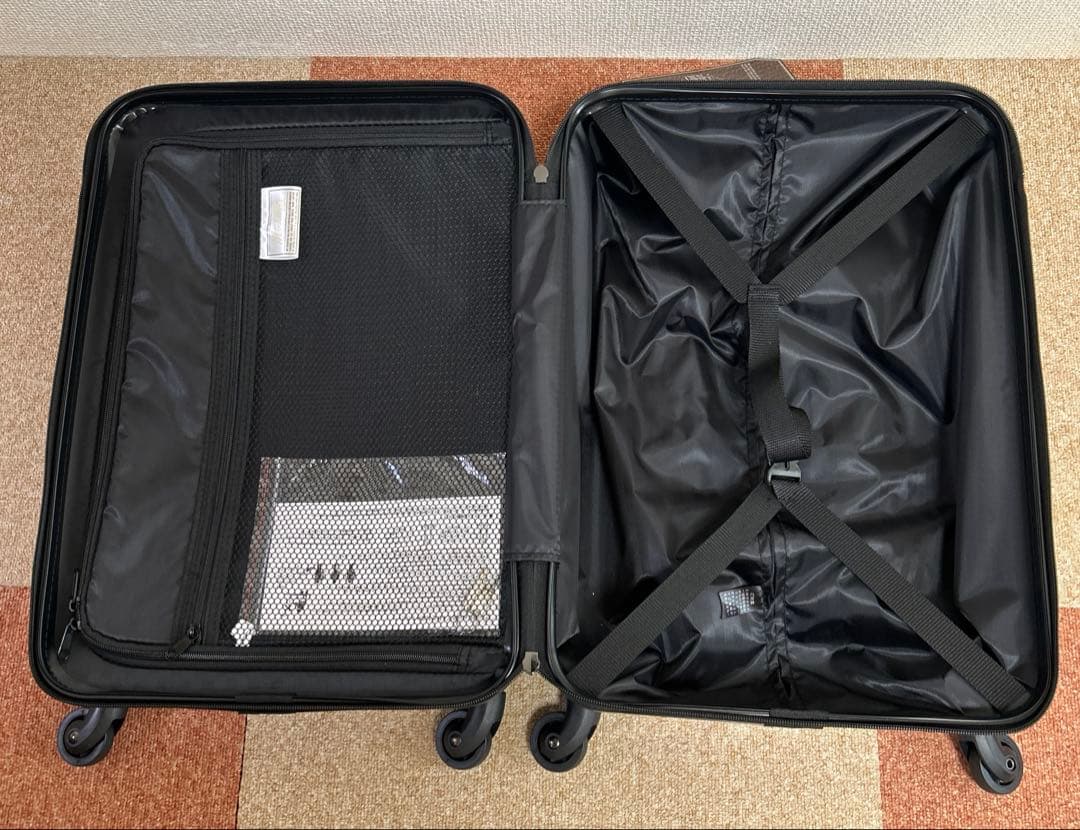 ☆新品未使用☆ スーツケース 32L 機内持ち込み対応サイズ