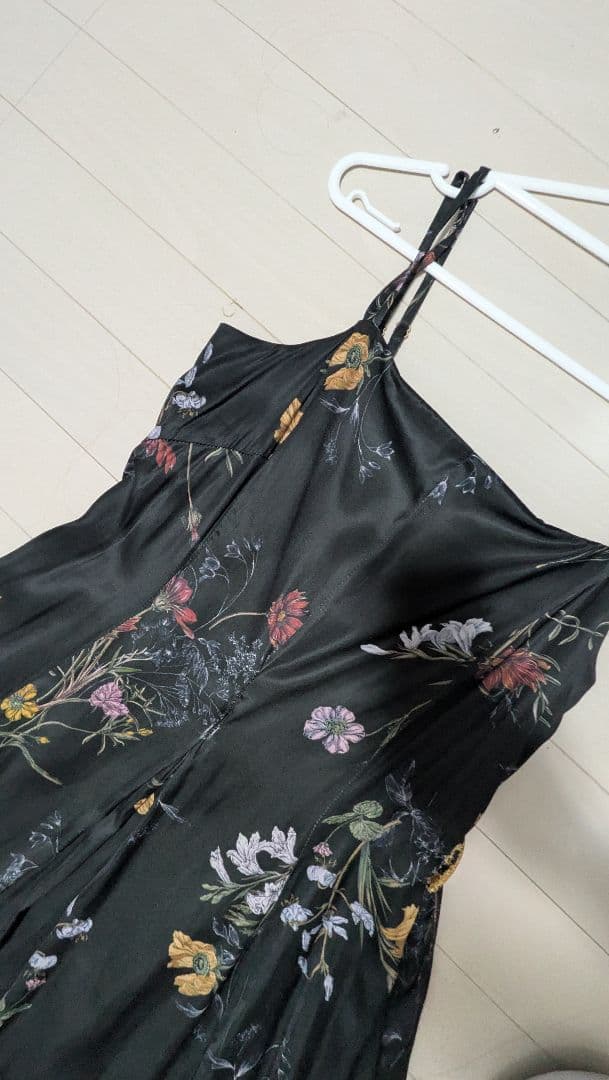 FRAY.ID ボタニカルプリントキャミソールワンピース ブラック