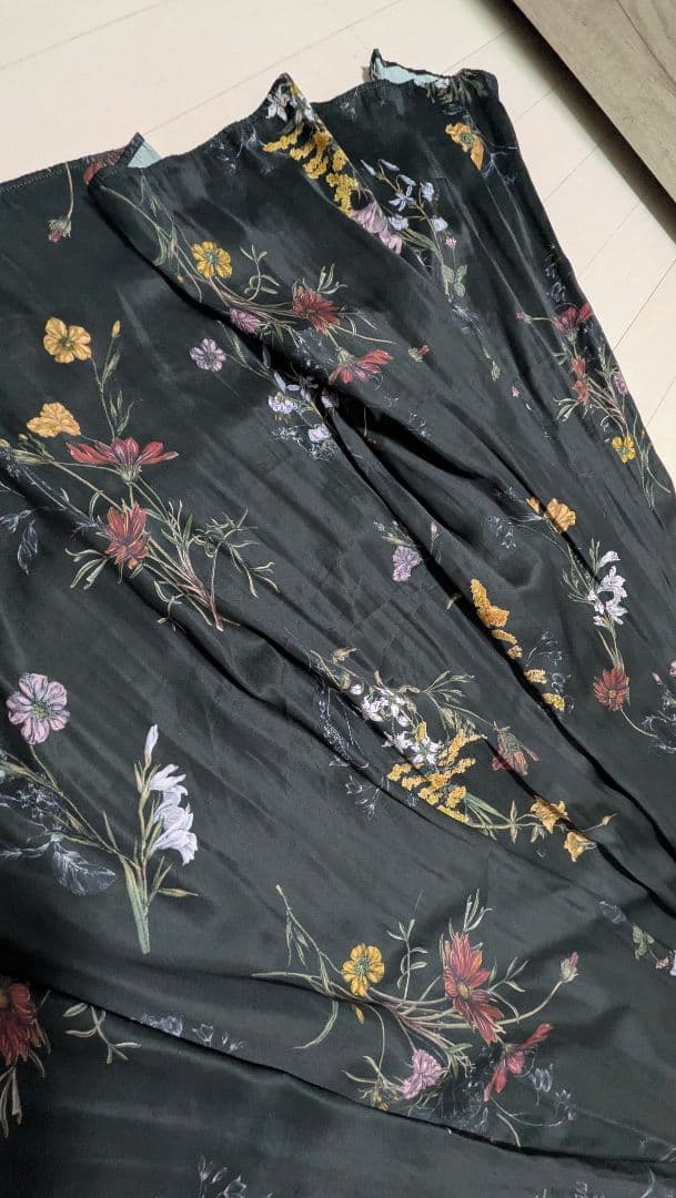 FRAY.ID ボタニカルプリントキャミソールワンピース ブラック