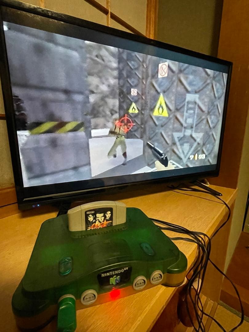 Nintendo  スーパーファミコン、64