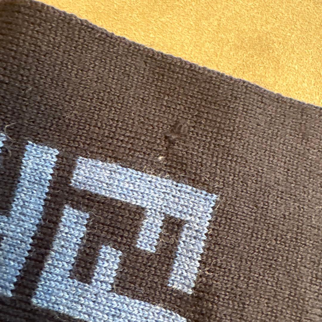 クリーニング済FENDIロゴパターン ニット　ロングマフラー