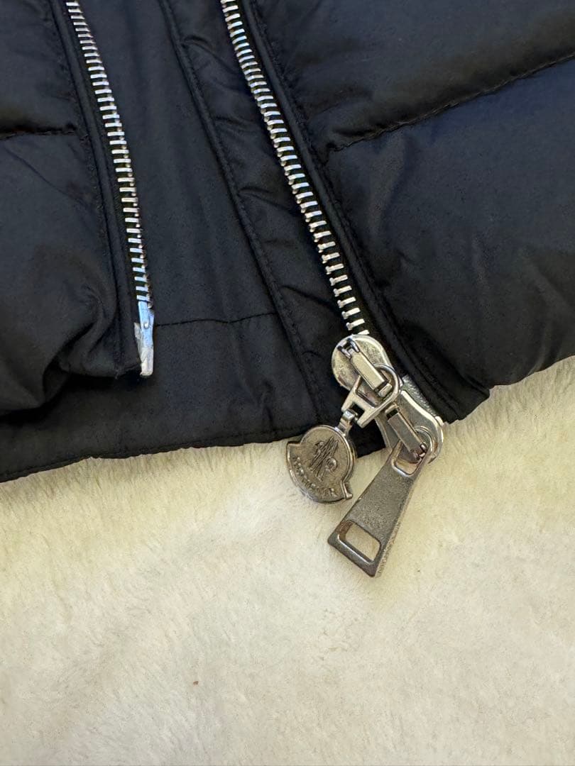 モンクレール　ダウン