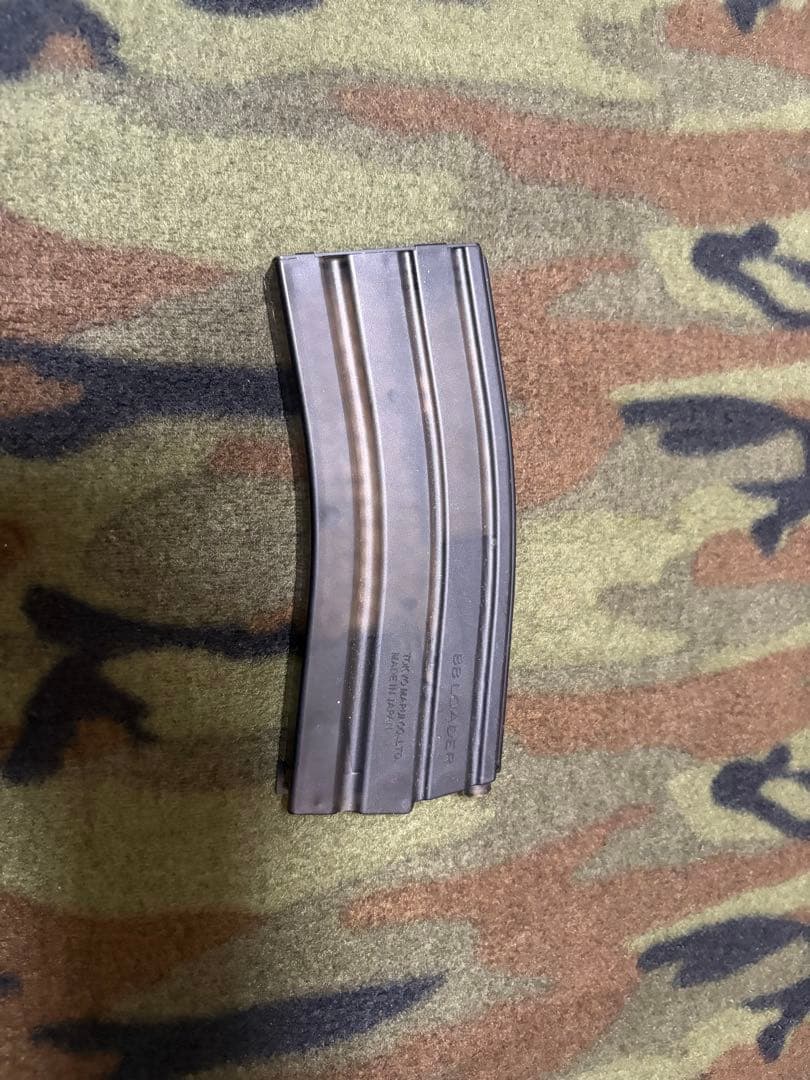 東京マルイ 電動ガン P90 ドットサイト・充電器他他付属　動作未確認