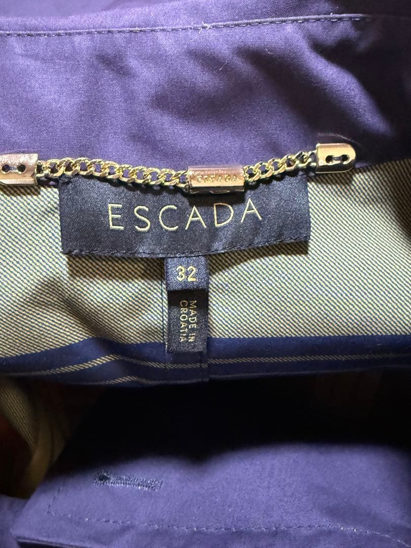 ESCADA エスカーダ トレンチコート 32 ゴールドボタン 2024