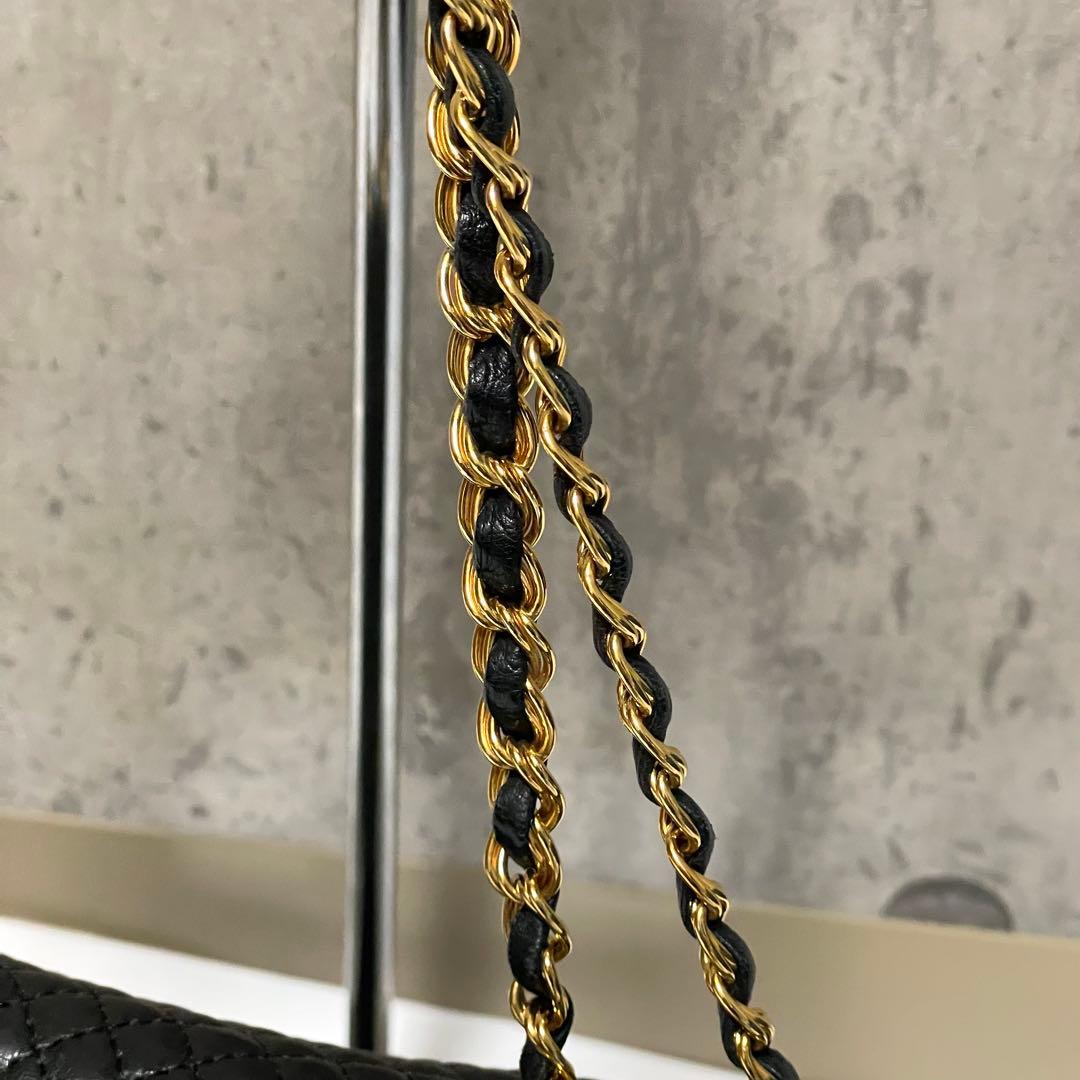 BALLY チェーンショルダーバッグ キルティング ターンロック レザー 黒