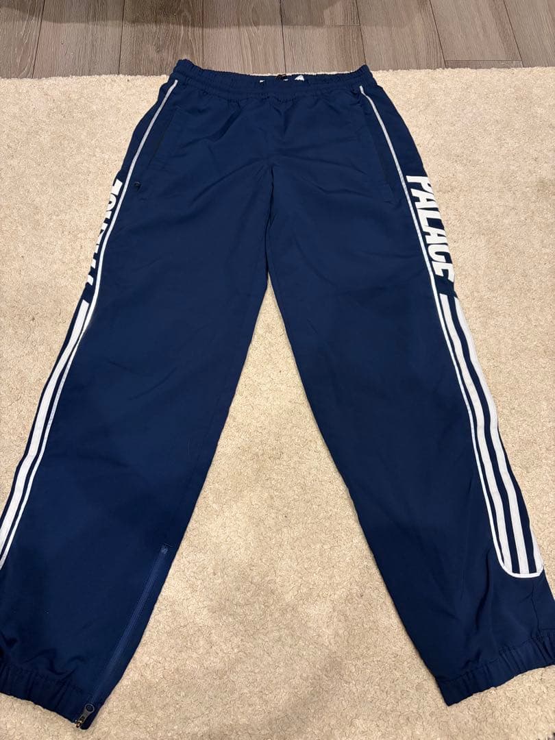 PALACE Skateboards ×adidasトラックパンツアディダス