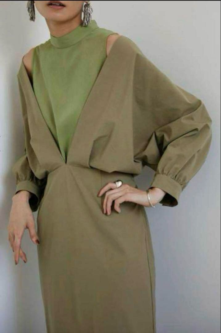 ワンピース AMERI MEDI OFFSHOULDER PUFFSLEEVE DRESS