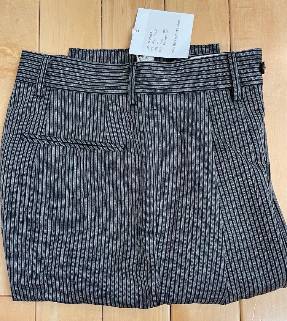 NEAT ストライプ テーパードスラックス44グレー