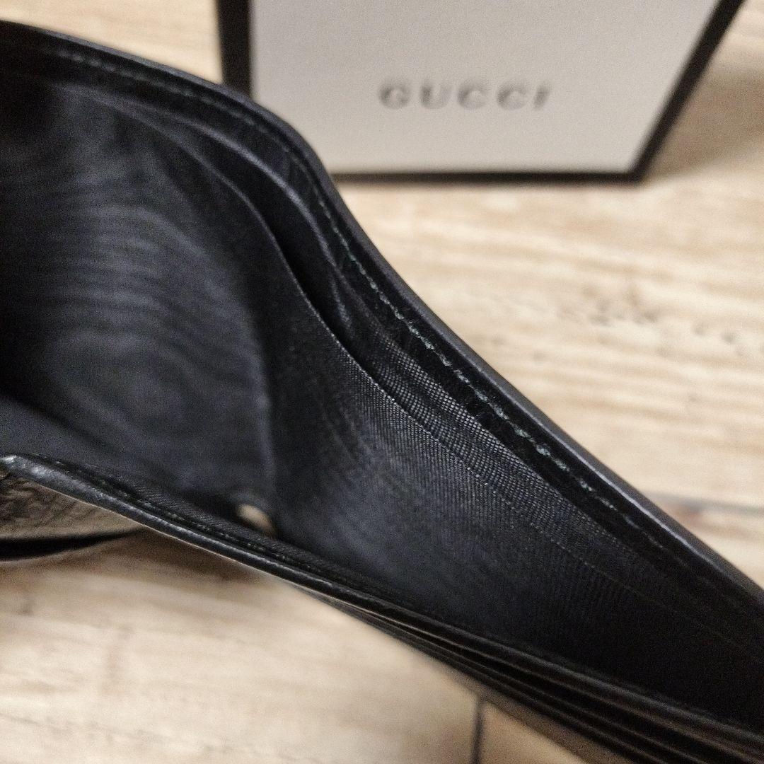 美品！！GUCCI ブラックレザー 二つ折り財布