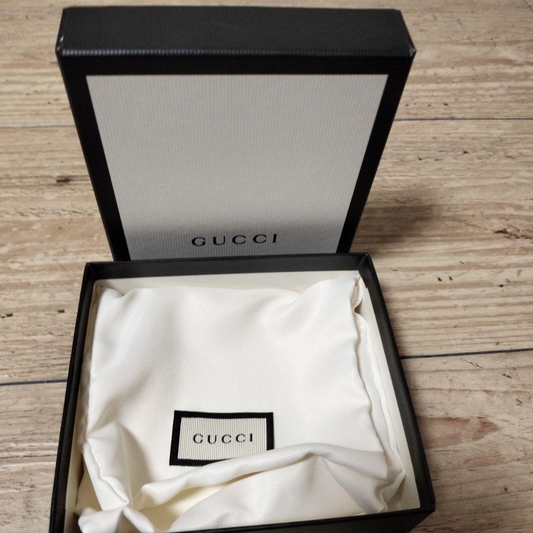 美品！！GUCCI ブラックレザー 二つ折り財布