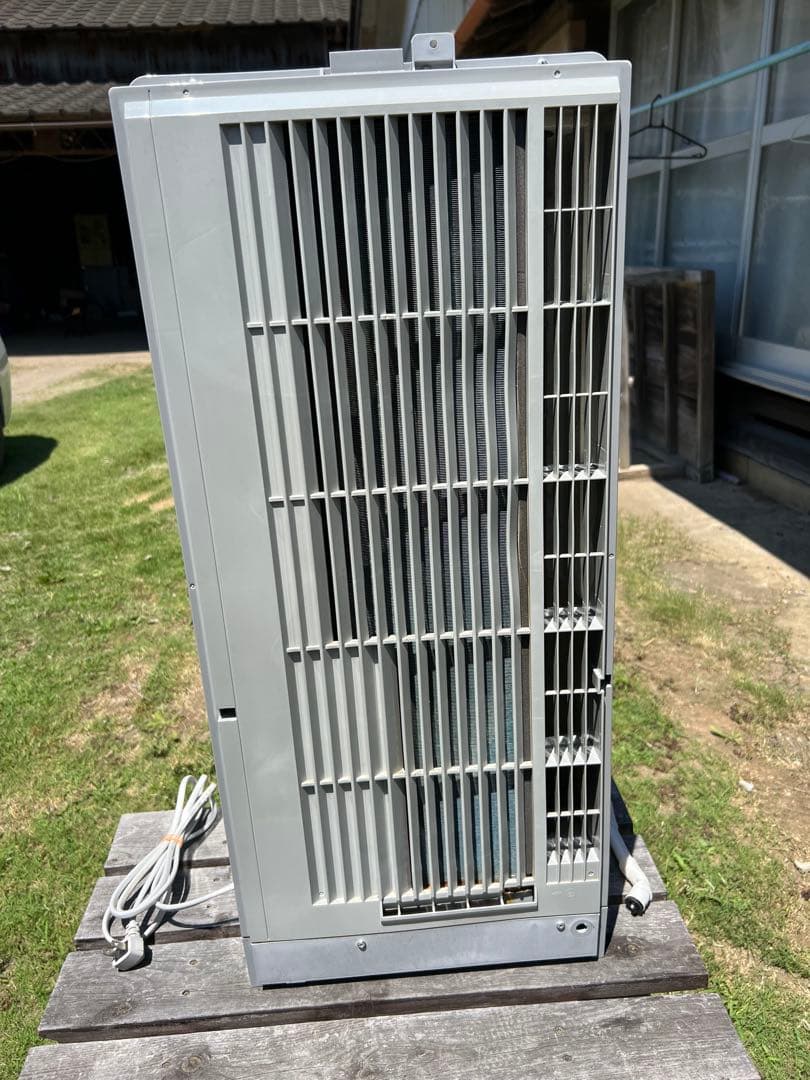 窓用エアコン ホワイト ボタン式