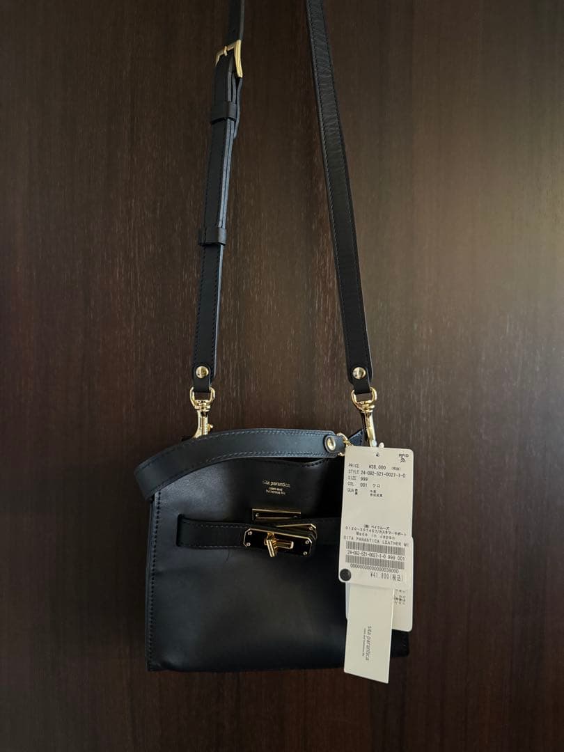 新品シータパランティカ　ブラックレザーショルダーバッグ