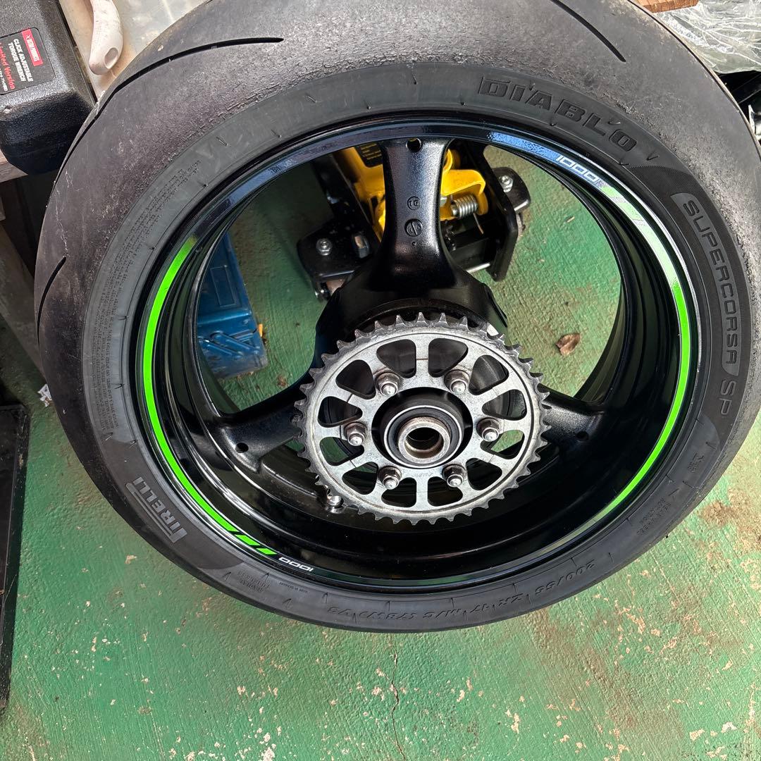 zx10R リヤホイール
