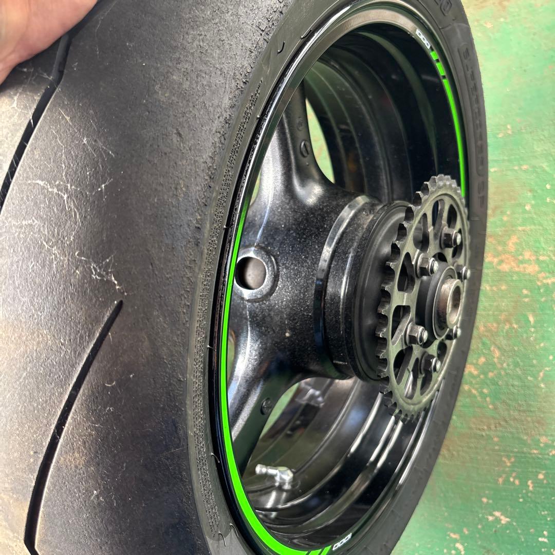 zx10R リヤホイール