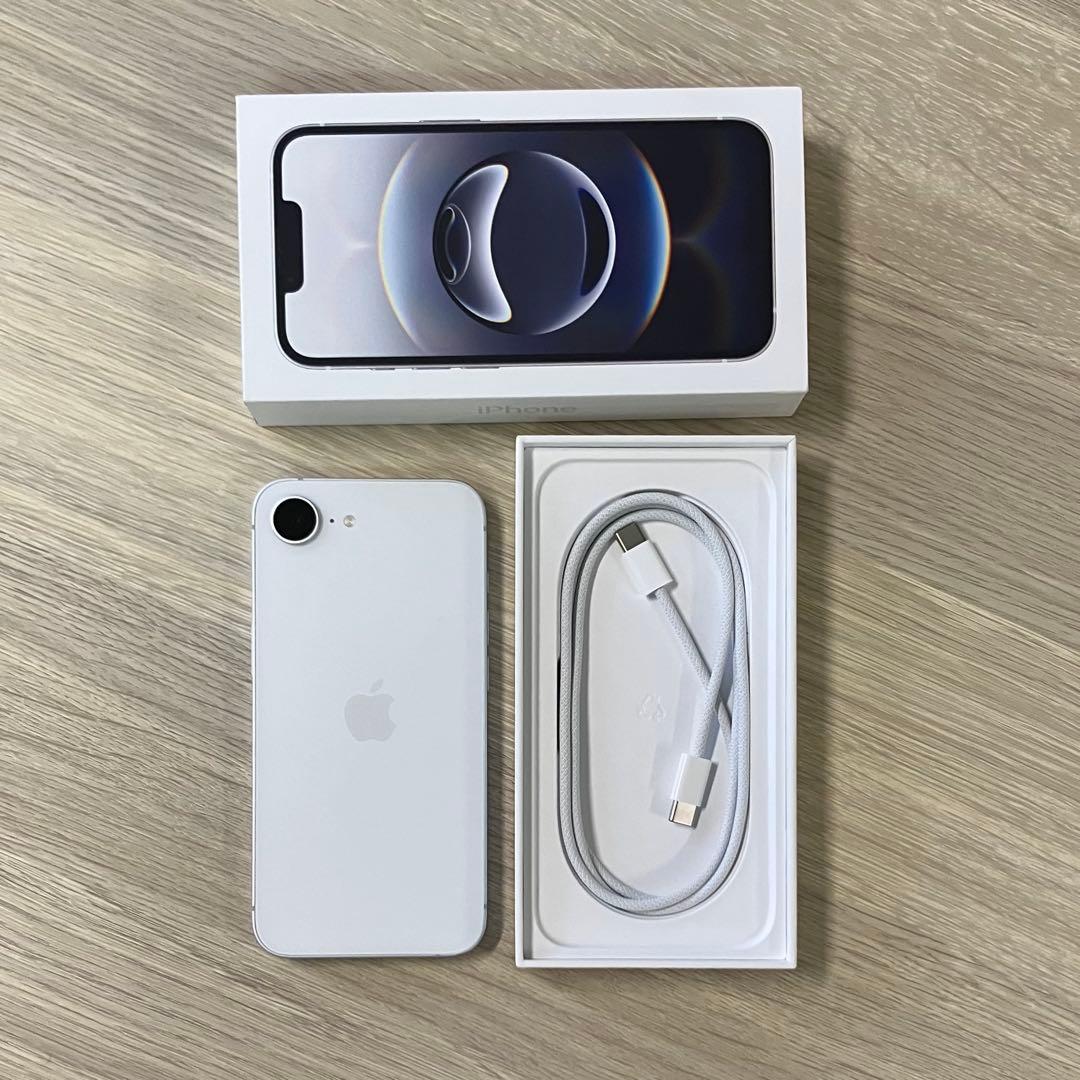 iPhone 16e 128GB ホワイト