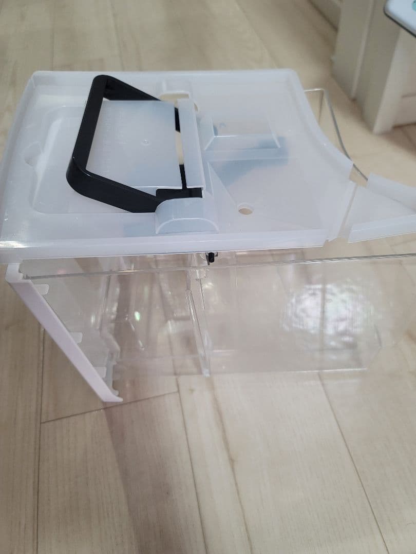 【美品】CORONA(コロナ) 衣類乾燥除湿機 ホワイト CD-H18A(W)