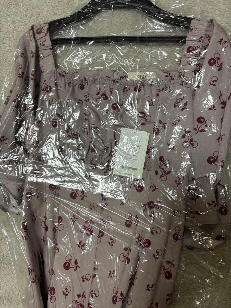 DEICY ヴィンテージチェリーワンピース