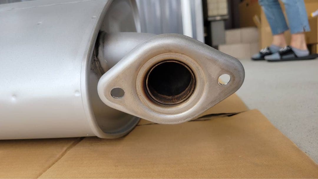 ステンレス製シルバーマフラー