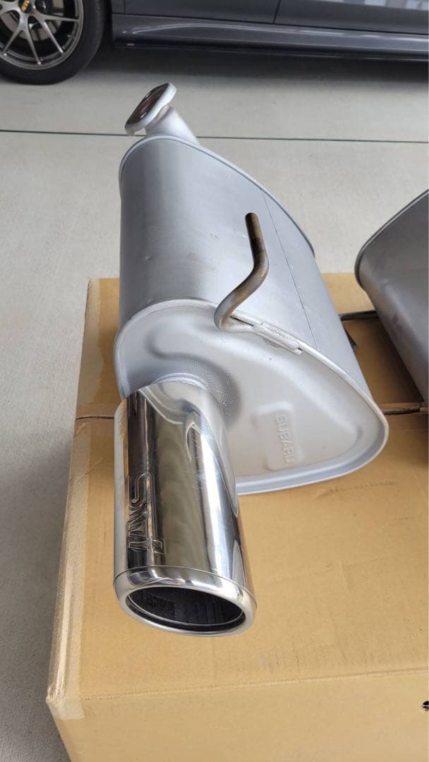 ステンレス製シルバーマフラー