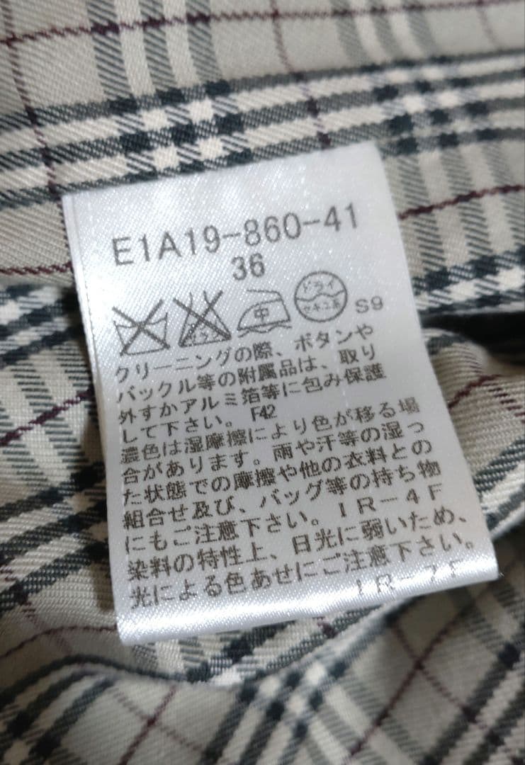 BURBERRY BLUE LABEL　トレンチコート