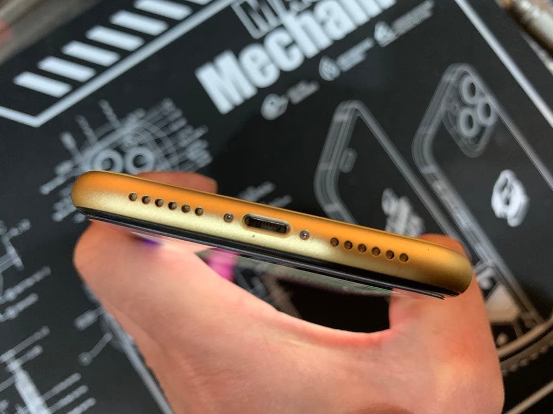 Apple iPhone XR イエロー 64GB