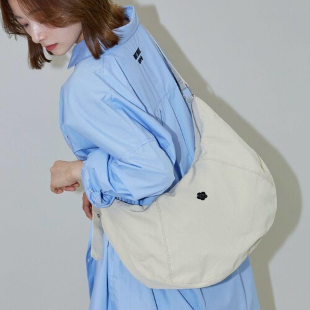 新品 MARYQUANT マリクワ ワンポイント刺繍 ショルダーバッグ ホワイト