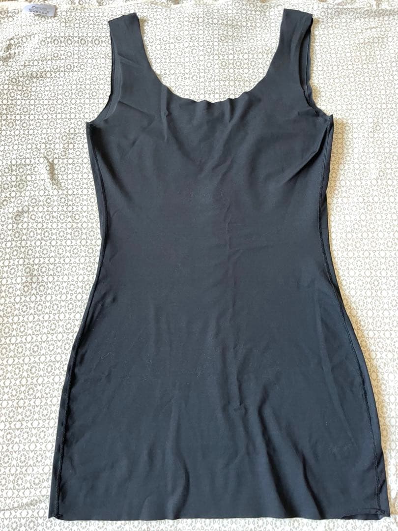 グラントイーワンズ　ホルミーUブラトップ　Mサイズ