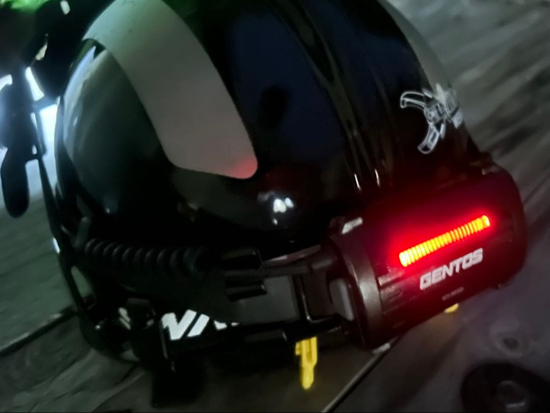 MSA F2 X-TREM ヘルメット ゴーグル、ヘッドライト付き