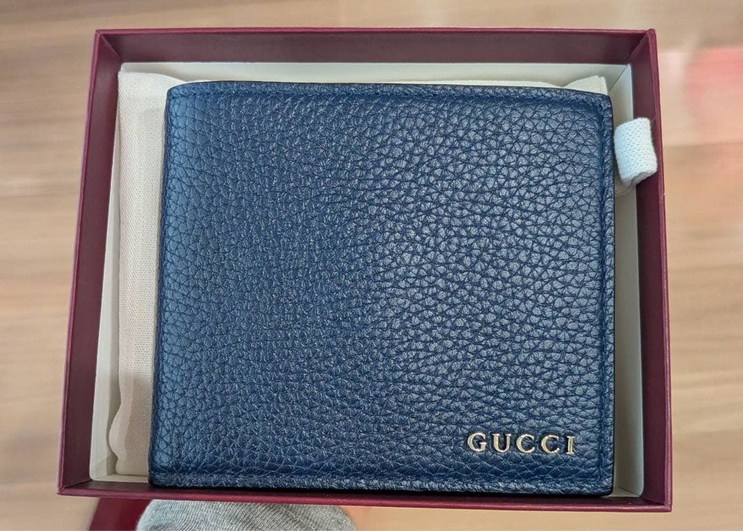 【現行品/新品未使用】 GUCCI グッチ 財布 二つ折り グレインレザー 青