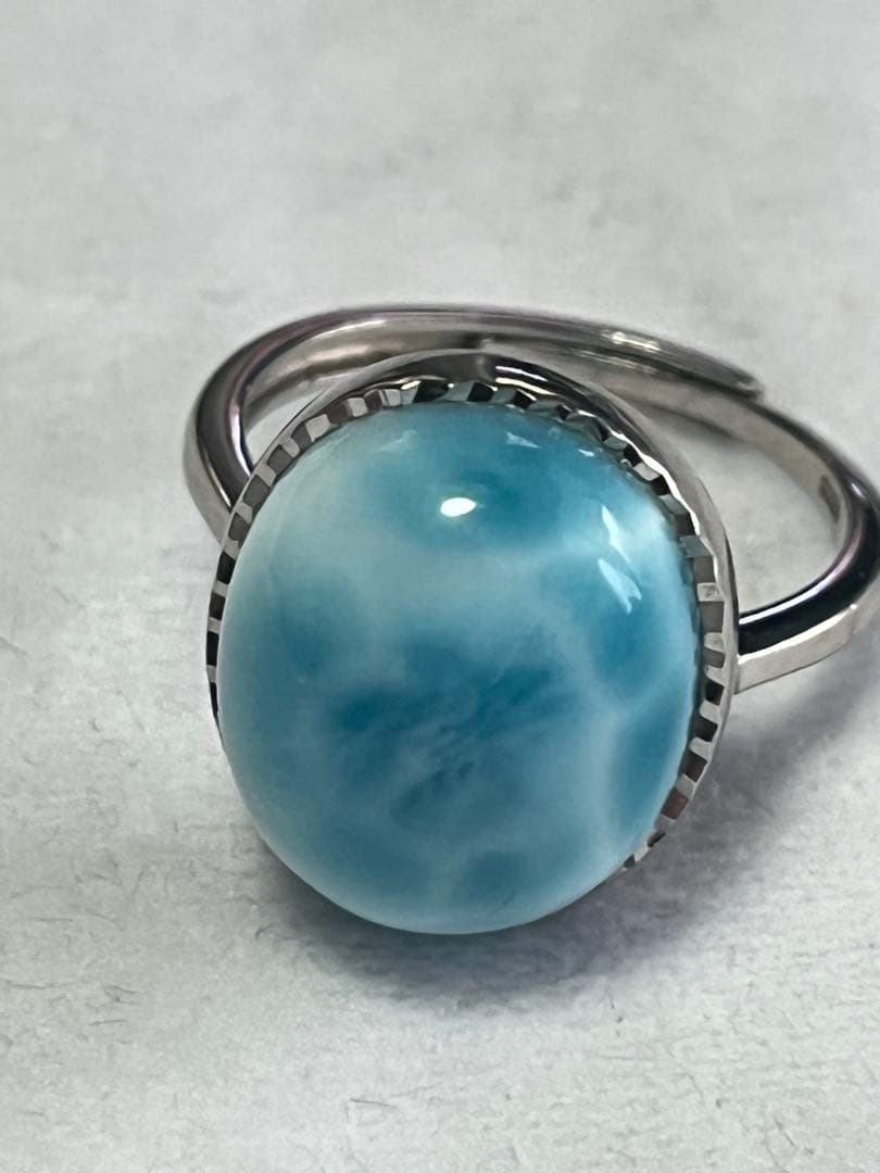 【高品質・やや大きめ】ラリマーリング （15.6×13.5mm）鑑別書付き