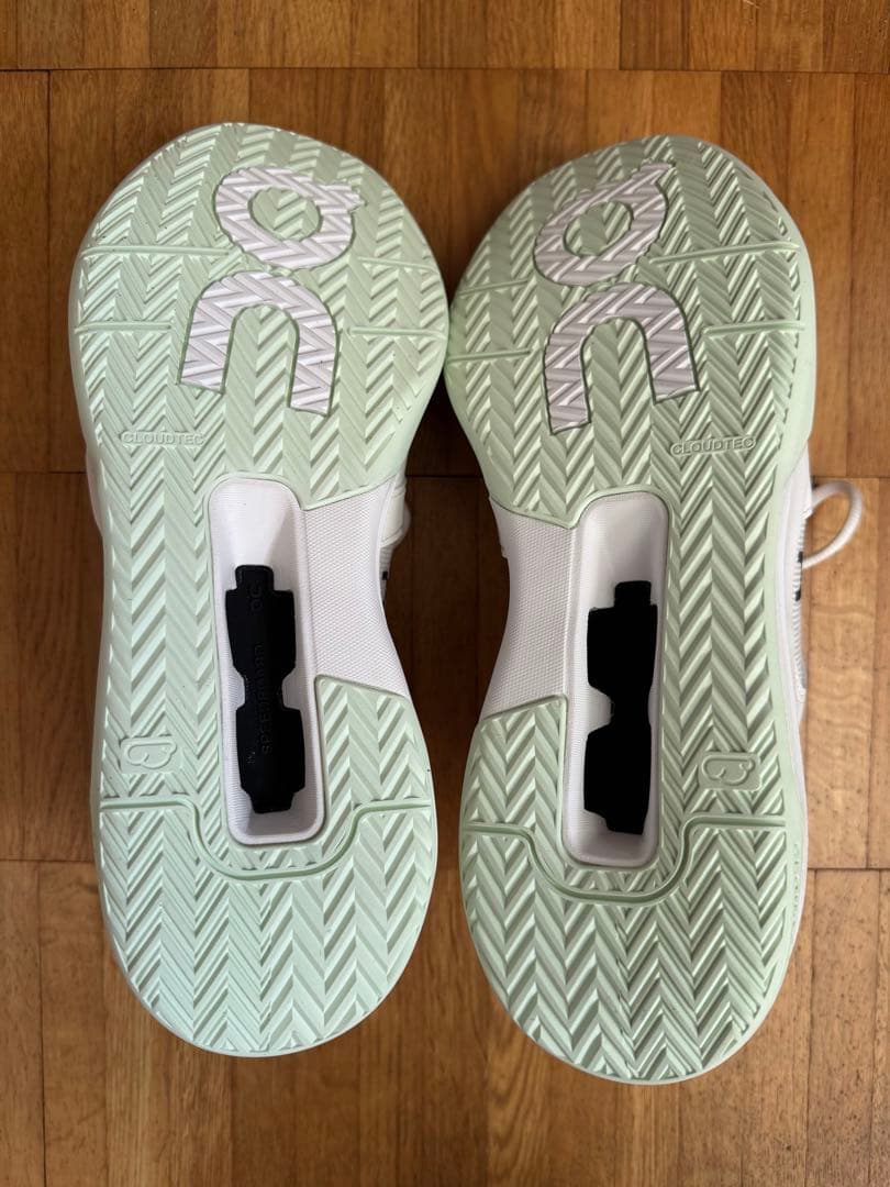 テニスシューズ THE ROGER Clubhouse Pro