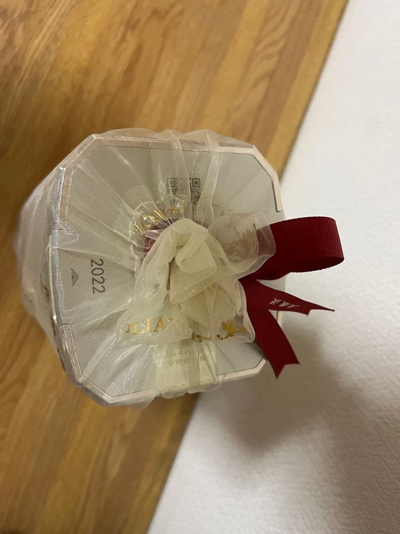 五粮液2022年製 赤いリボン付き