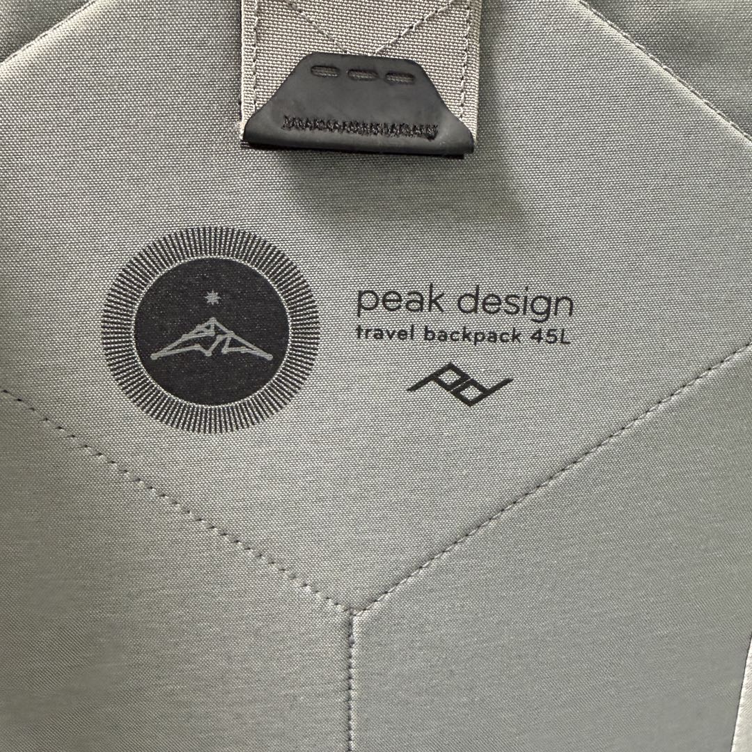 【極美品】Peak Design トラベルバックパック 45L ブラック