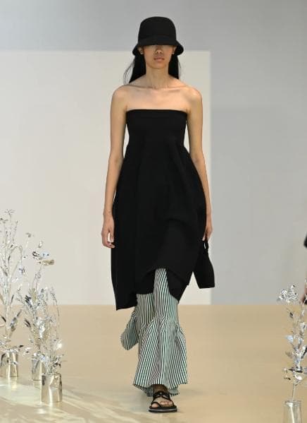 洋服とコスメコンビ CFCL HYPHATIGHT BELLBOTTOM