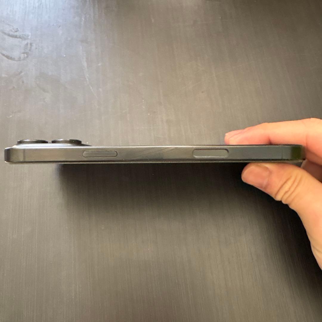 iPhone16ProMax 1TB ブラックチタニウム 純正アクセサリー付