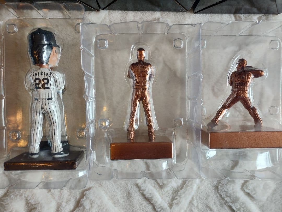 藤川球児 球場配布ボブルヘッド+藤川ミニフィギュア+中野ミニフィギュア3体セット