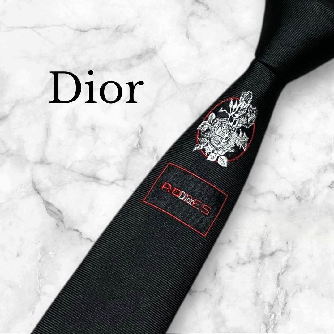 Dior ディオールオム　ネクタイ　黒　ナロータイ　薔薇　ローズ　花柄